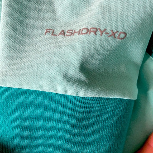 The North Face FLASHDRY-XD Like New pull over waterproof fleece lined - Picture 4 of 8